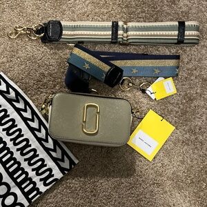 SOLD! Marc Jacobs Snapshot Camera Bag NWT
